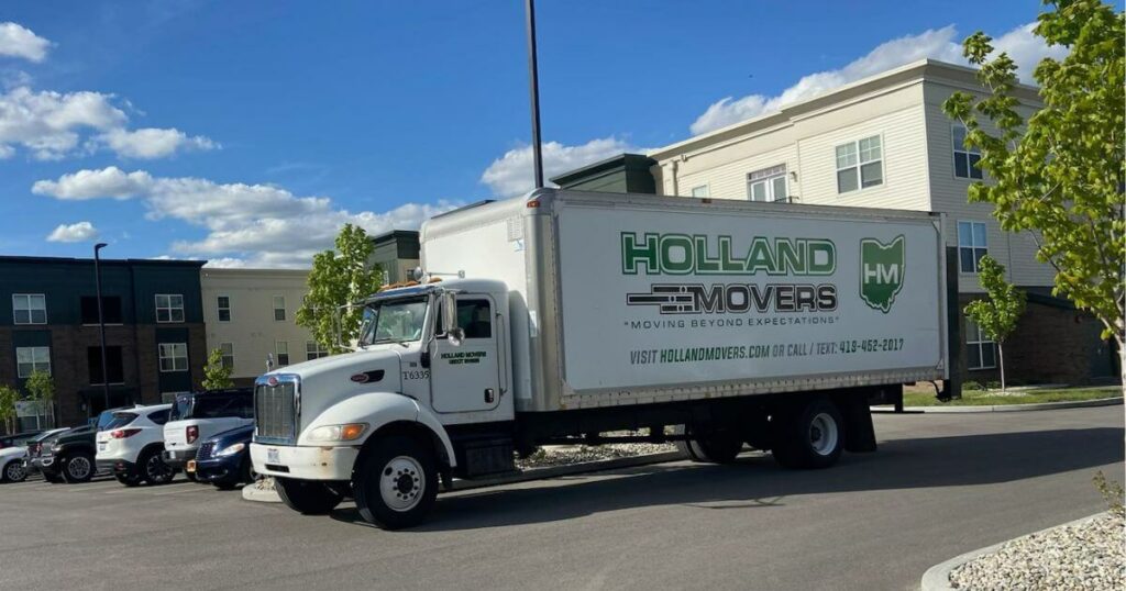 Choosing the Right Commercial Moving Service